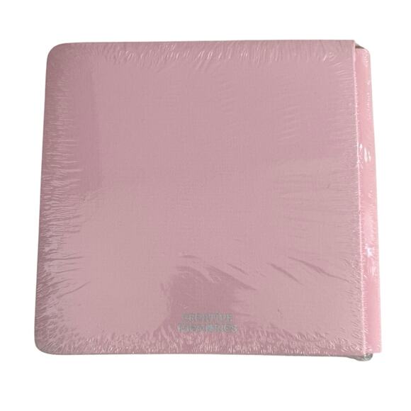 New in sealed package Creative Memories Flex Hinge Leatherette Album pink - Picture 5 of 5